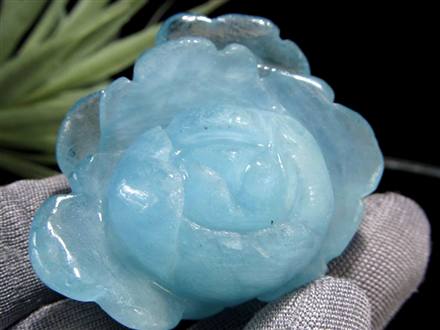 アクアマリン 薔薇 彫刻 置物 天然石
