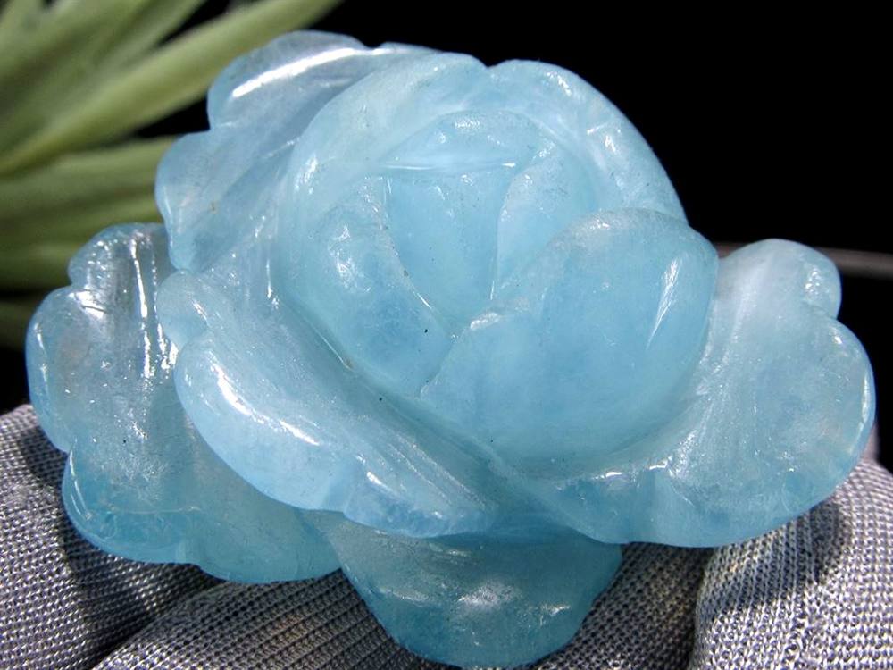 アクアマリン 薔薇 彫刻 置物 天然石