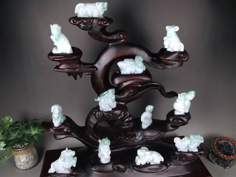 翡翠 ジェイド 干支 十二支 彫刻 置物