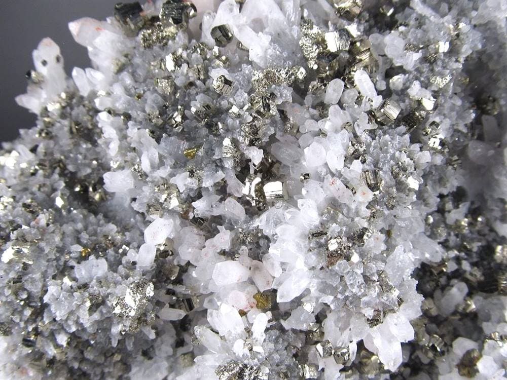 パイライト共生 水晶 黄鉄鉱 クォーツ クラスター