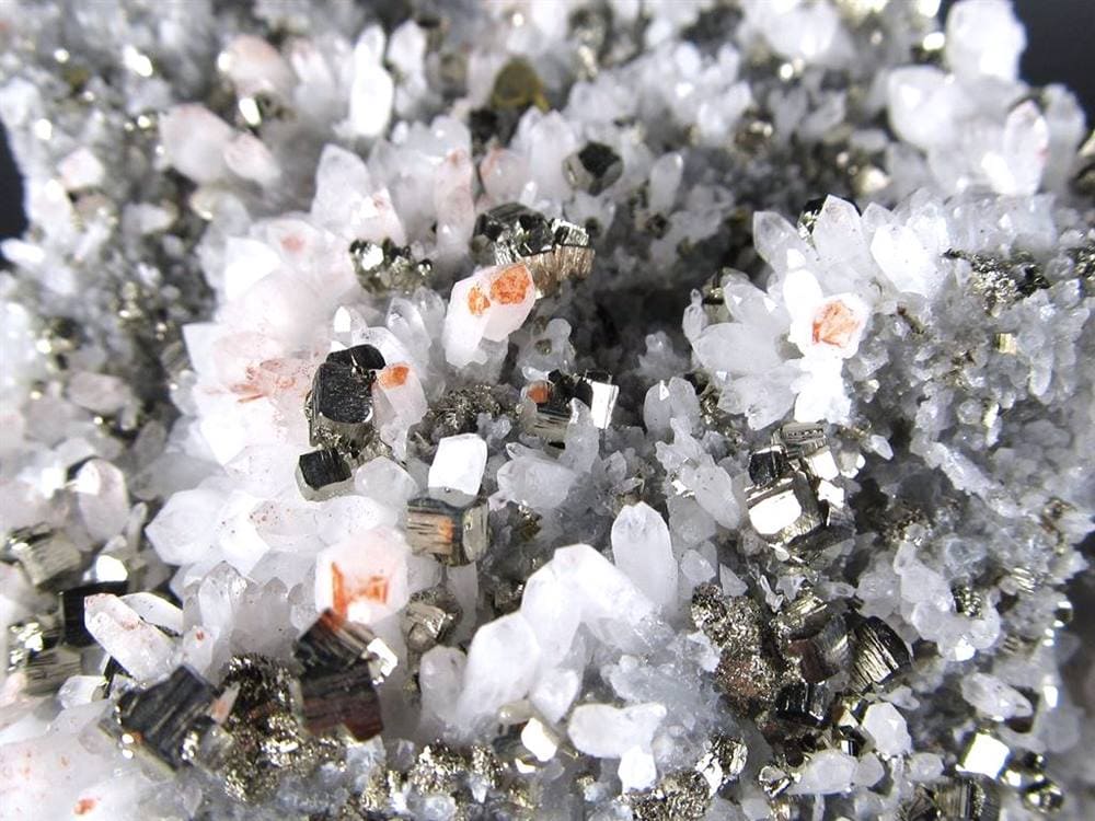 パイライト共生 水晶 黄鉄鉱 クォーツ クラスター