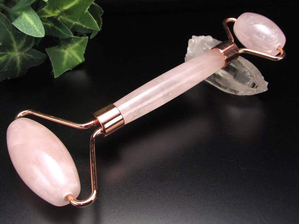 美顔ローラー フェイスローラー マッサージローラー ジェイドローラー