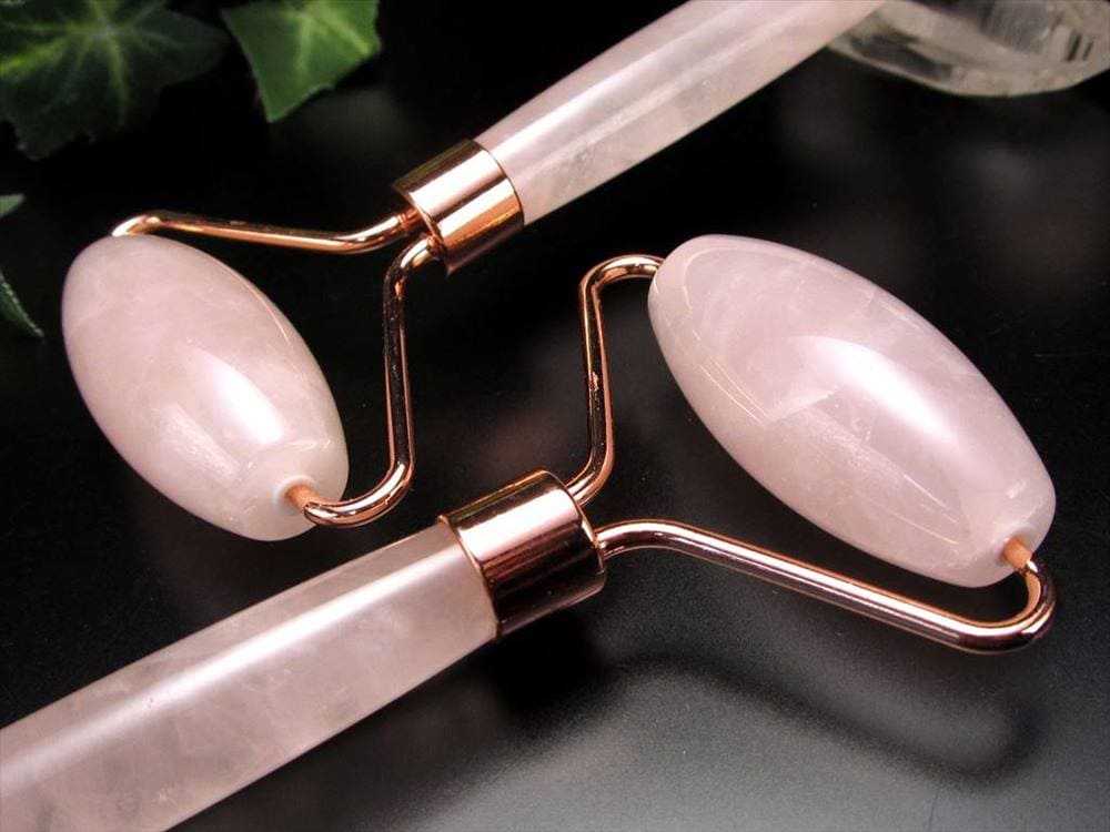 美顔ローラー フェイスローラー マッサージローラー ジェイドローラー