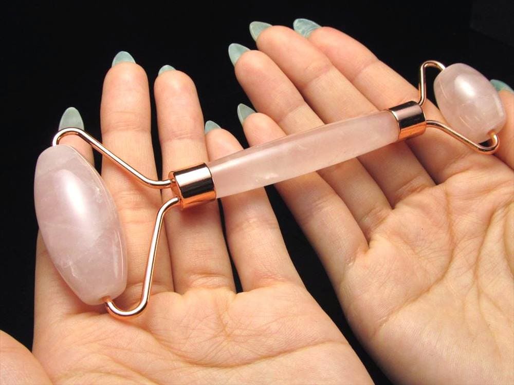 美顔ローラー フェイスローラー マッサージローラー ジェイドローラー