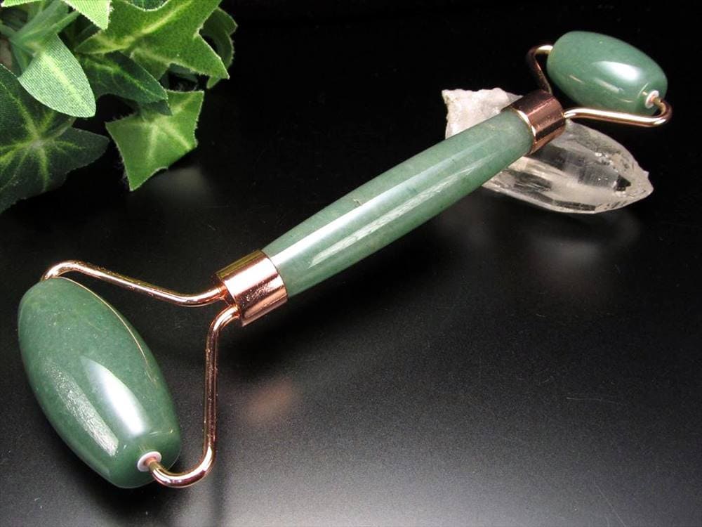 美顔ローラー フェイスローラー マッサージローラー ジェイドローラー