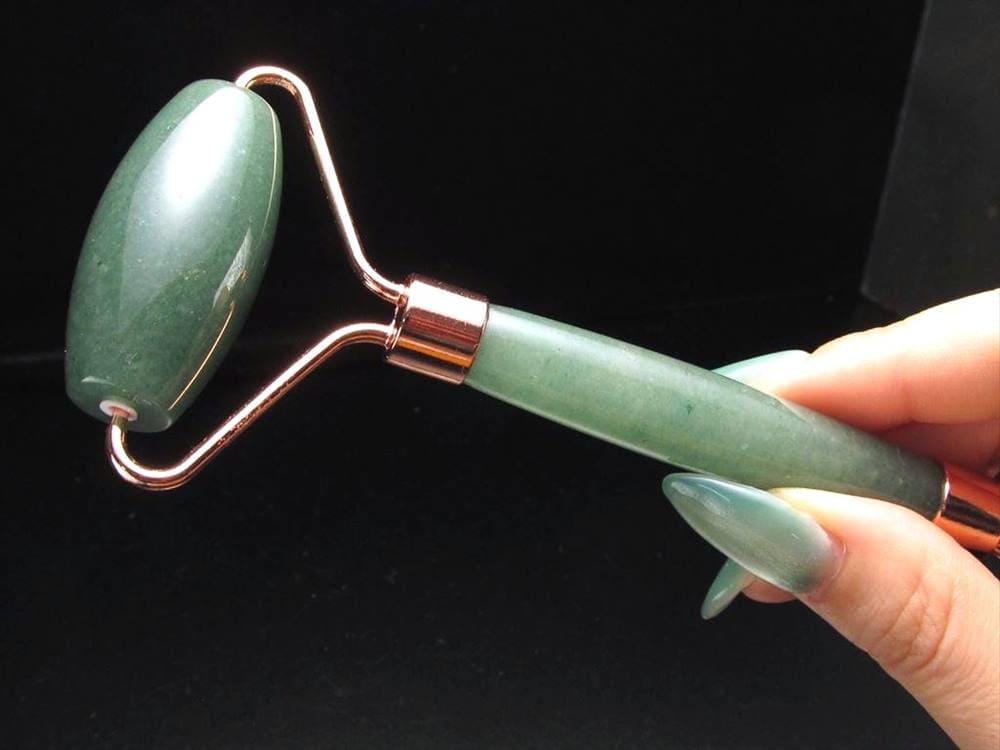 美顔ローラー フェイスローラー マッサージローラー ジェイドローラー