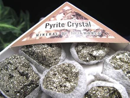 パイライト 原石 黄鉄鉱 天然石 フールズゴールド
