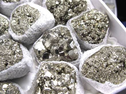 パイライト 原石 黄鉄鉱 天然石 フールズゴールド