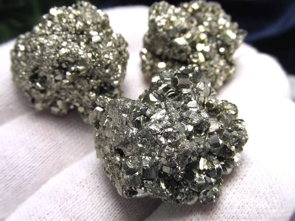 パイライト 原石 黄鉄鉱 天然石 フールズゴールド
