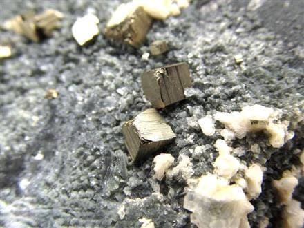 モリオン 黒水晶 原石 クラスター 山東省産