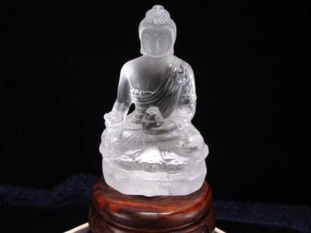 水晶 クォーツ クリスタル 薬師如来 彫刻 置物