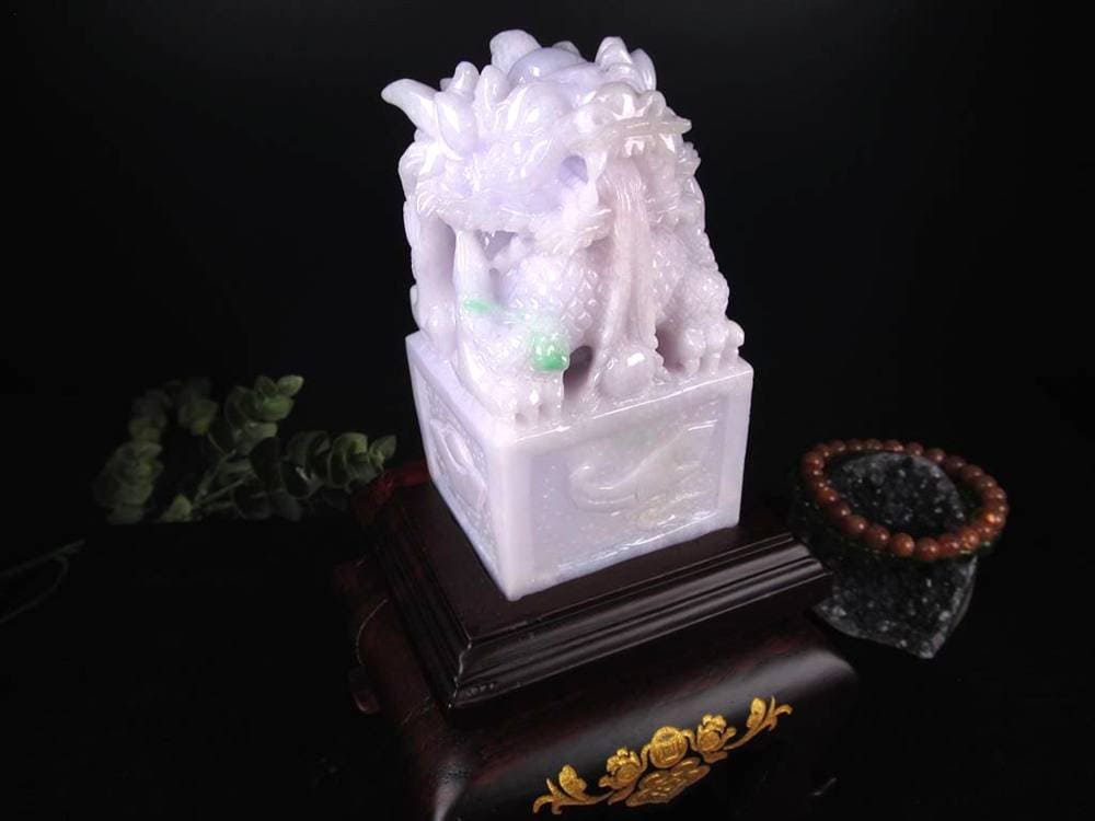 翡翠 ヒスイ 彫刻置物 龍 玉璽