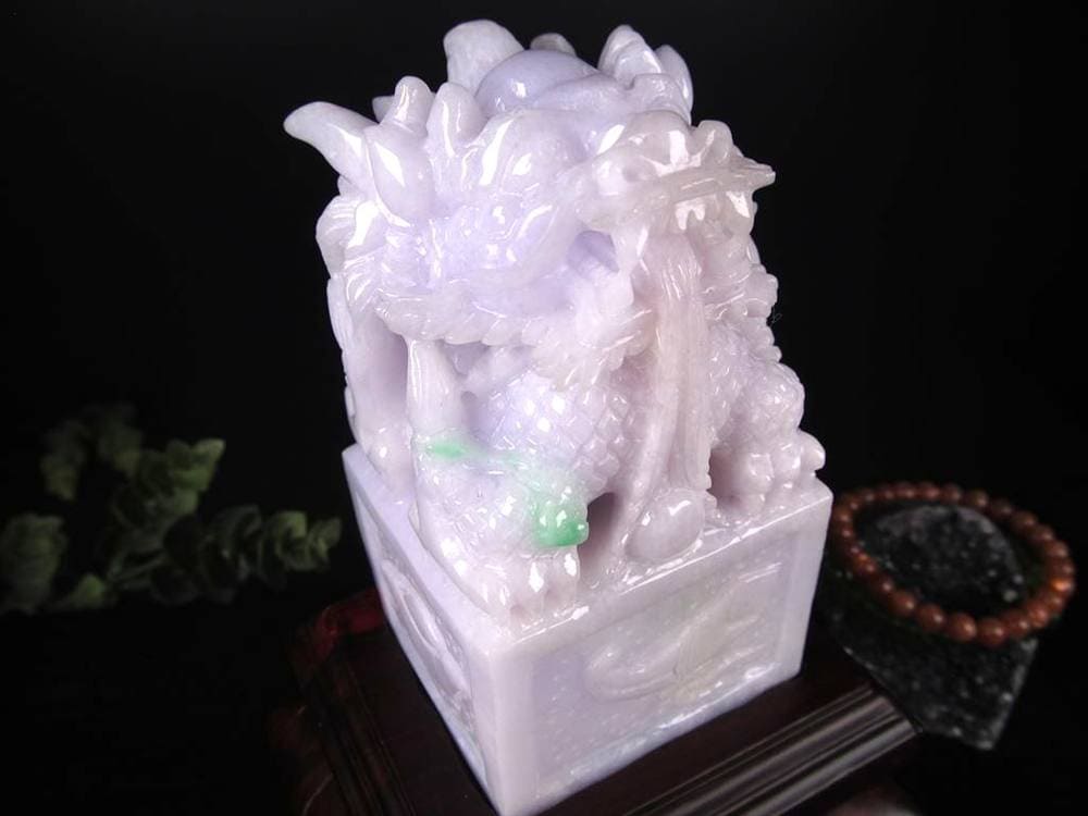 翡翠 ヒスイ 彫刻置物 龍 玉璽
