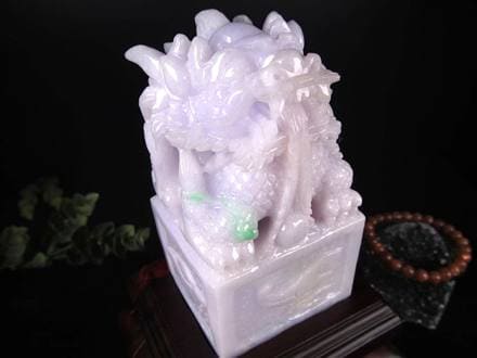 翡翠 ヒスイ 彫刻置物 龍 玉璽