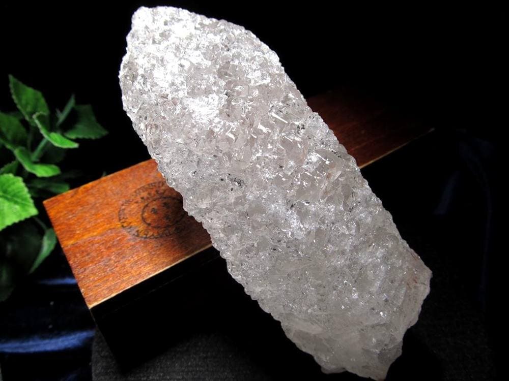 ニルヴァーナクォーツ アイスクリスタル 水晶 原石 ポイント