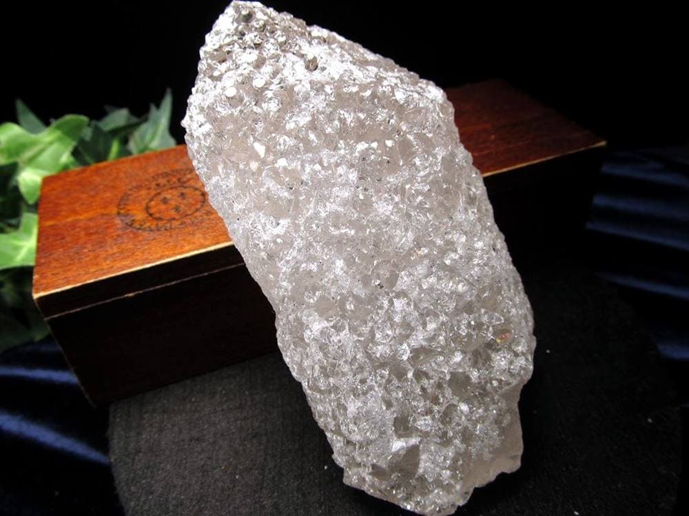 ニルヴァーナクォーツ アイスクリスタル 水晶 原石 ポイント