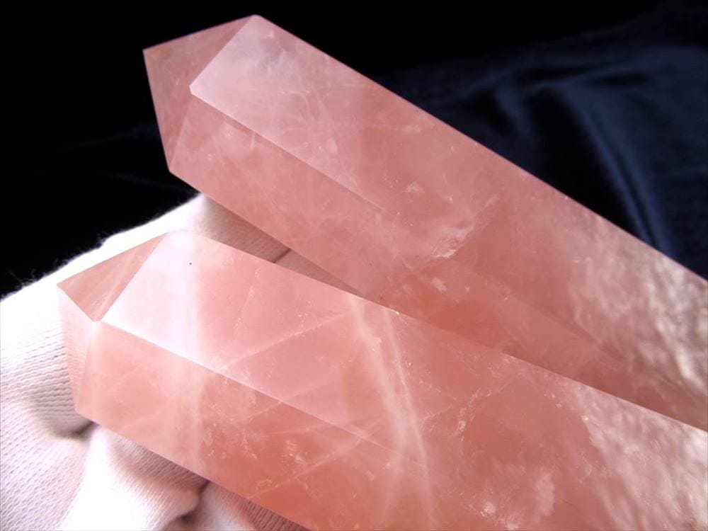 ローズクォーツ,六角柱,ポイント,恋愛運,マダガスカル産