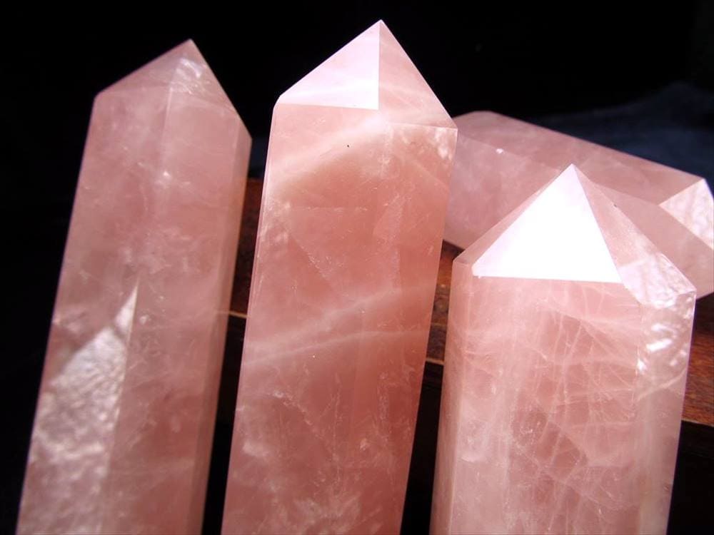 ローズクォーツ,六角柱,ポイント,恋愛運,マダガスカル産