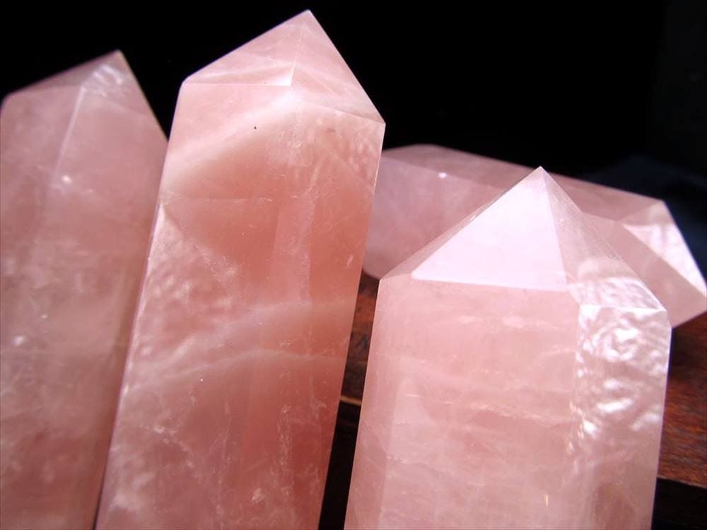 ローズクォーツ,六角柱,ポイント,恋愛運,マダガスカル産