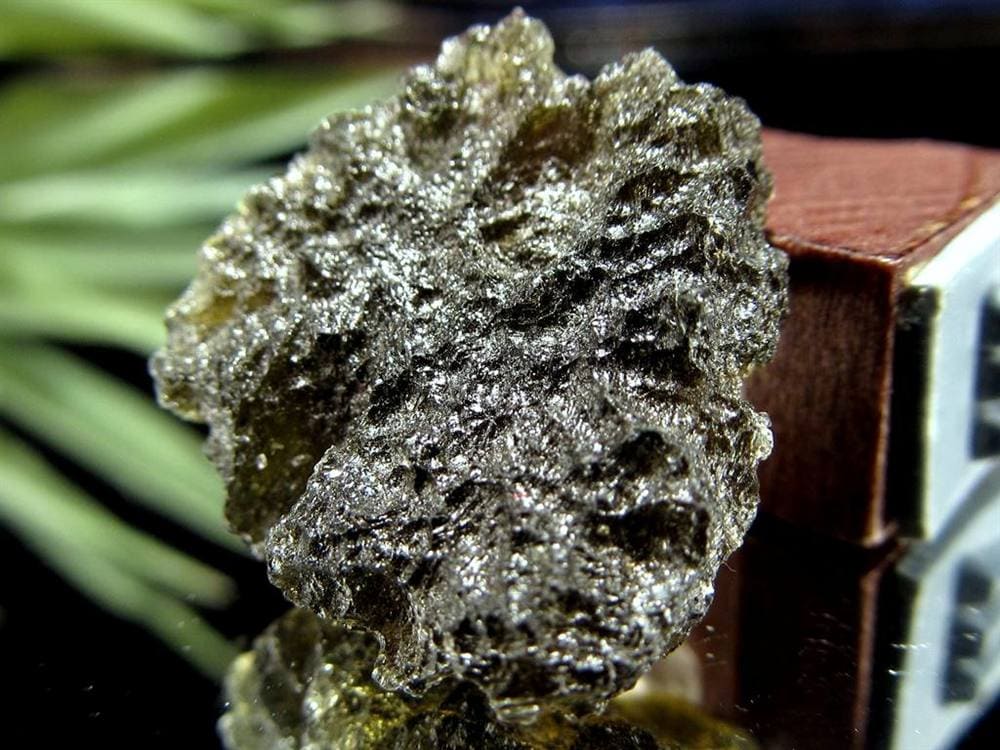 モルダバイト モルダウ石 テクタイト 原石 隕石