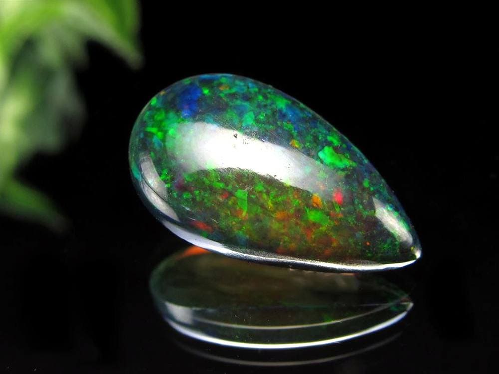 ブラックオパール カボション プレイオブカラー 蛋白石 遊色