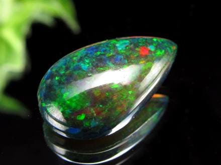 ブラックオパール カボション プレイオブカラー 蛋白石 遊色