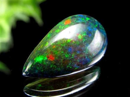 ブラックオパール カボション プレイオブカラー 蛋白石 遊色