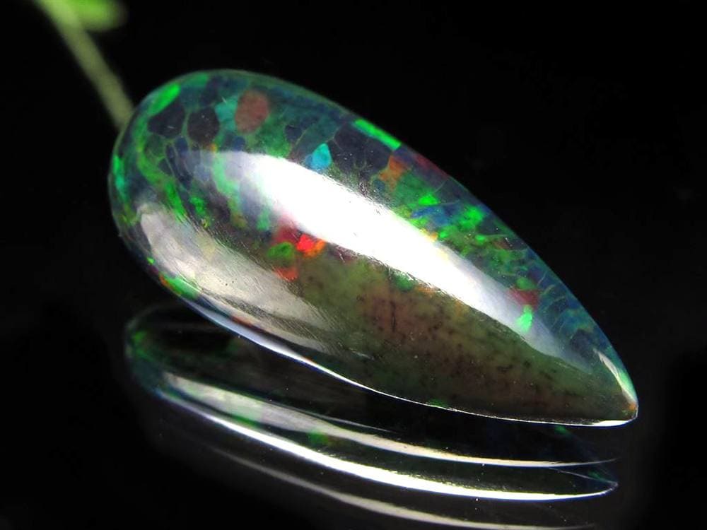 ブラックオパール カボション プレイオブカラー 蛋白石 遊色