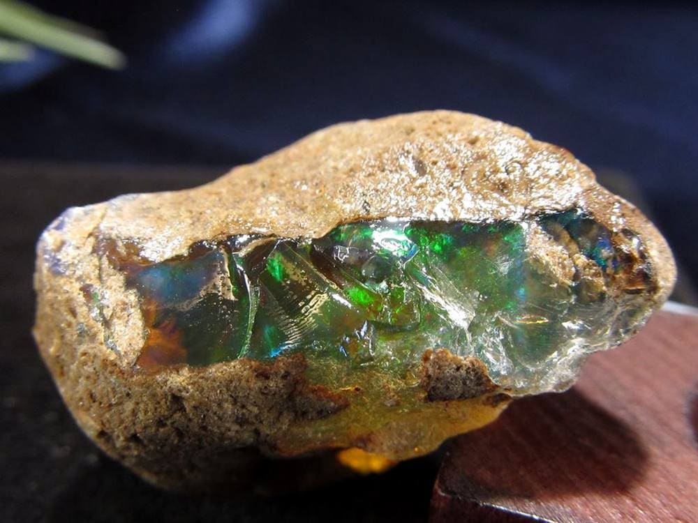 オパール 蛋白石 原石 エチオピア産 遊色