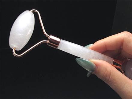 美顔ローラー フェイスローラー マッサージローラー ジェイドローラー