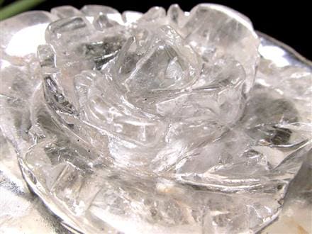 水晶 薔薇 彫刻置物 クォーツ 天然石