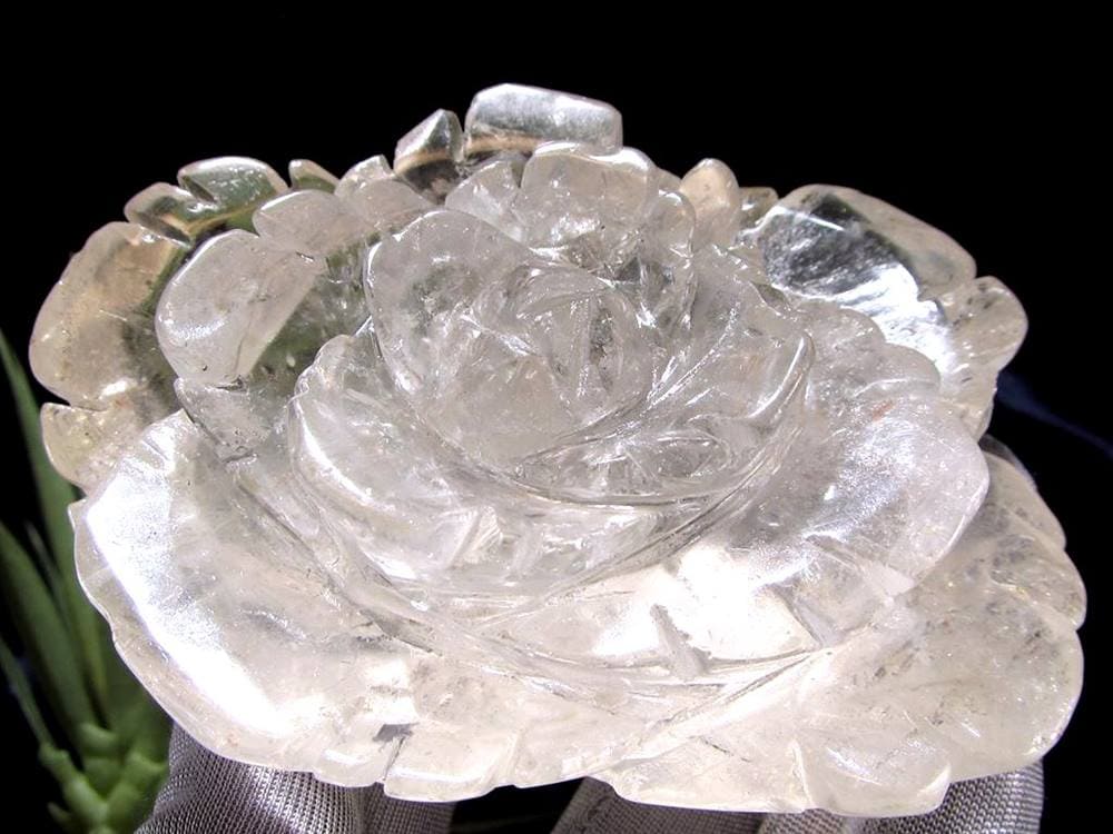 水晶 薔薇 彫刻置物 クォーツ 天然石