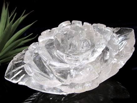 水晶 薔薇 彫刻置物 クォーツ 天然石