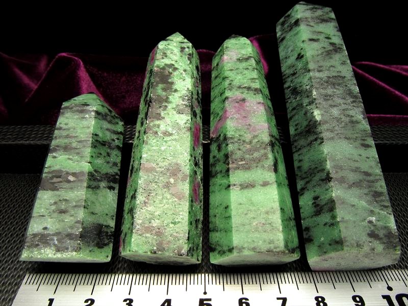 ☆赤と緑の鮮やかカラー！ルビーたっぷり！☆恋愛成就と積極性を