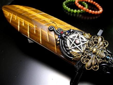 剣 アセイミー 五芒星 イエロータイガーアイ 彫り 置物