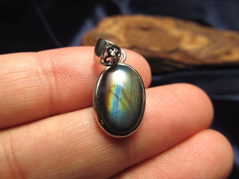 スペクトロライト