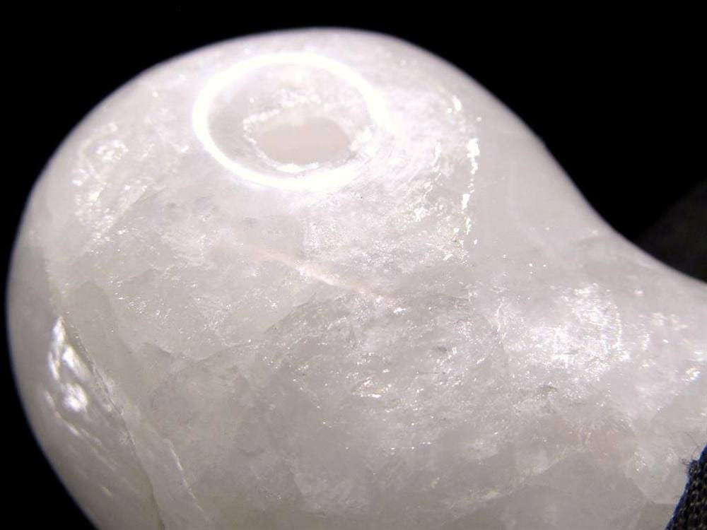 甲州白雲石 水晶 勾玉 4月誕生石 天然石