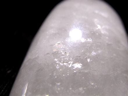 甲州白雲石 水晶 勾玉 4月誕生石 天然石