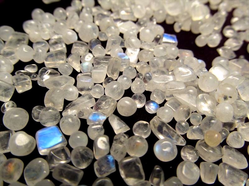 ムーンストーンさざれ