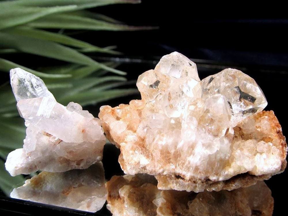 オイルクォーツ 石油入り水晶 結晶 原石