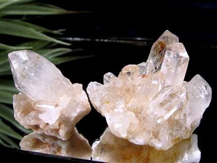オイルクォーツ 石油入り水晶 結晶 原石