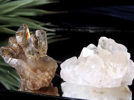 オイルクォーツ 石油入り水晶 結晶 原石