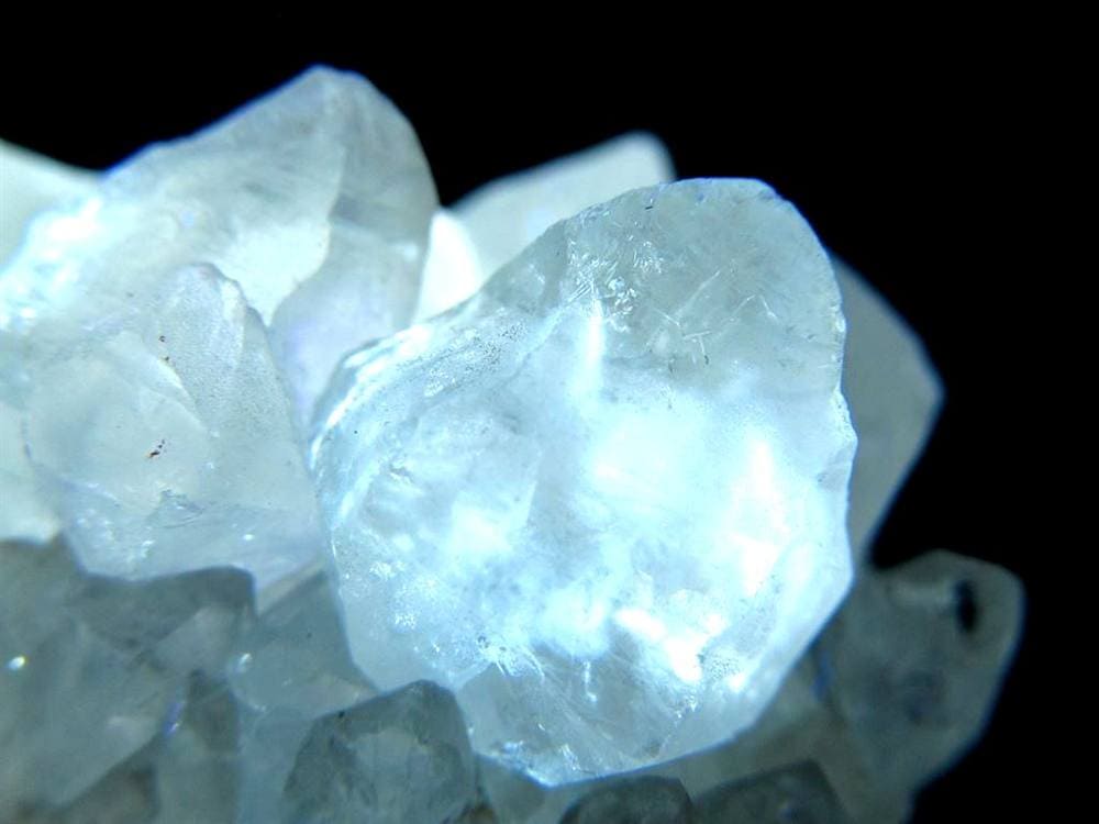 オイルクォーツ 石油入り水晶 結晶 原石