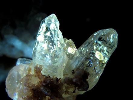 オイルクォーツ 石油入り水晶 結晶 原石