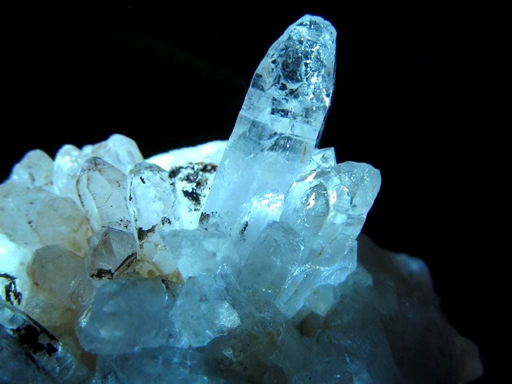 オイルクォーツ 石油入り水晶 結晶 原石