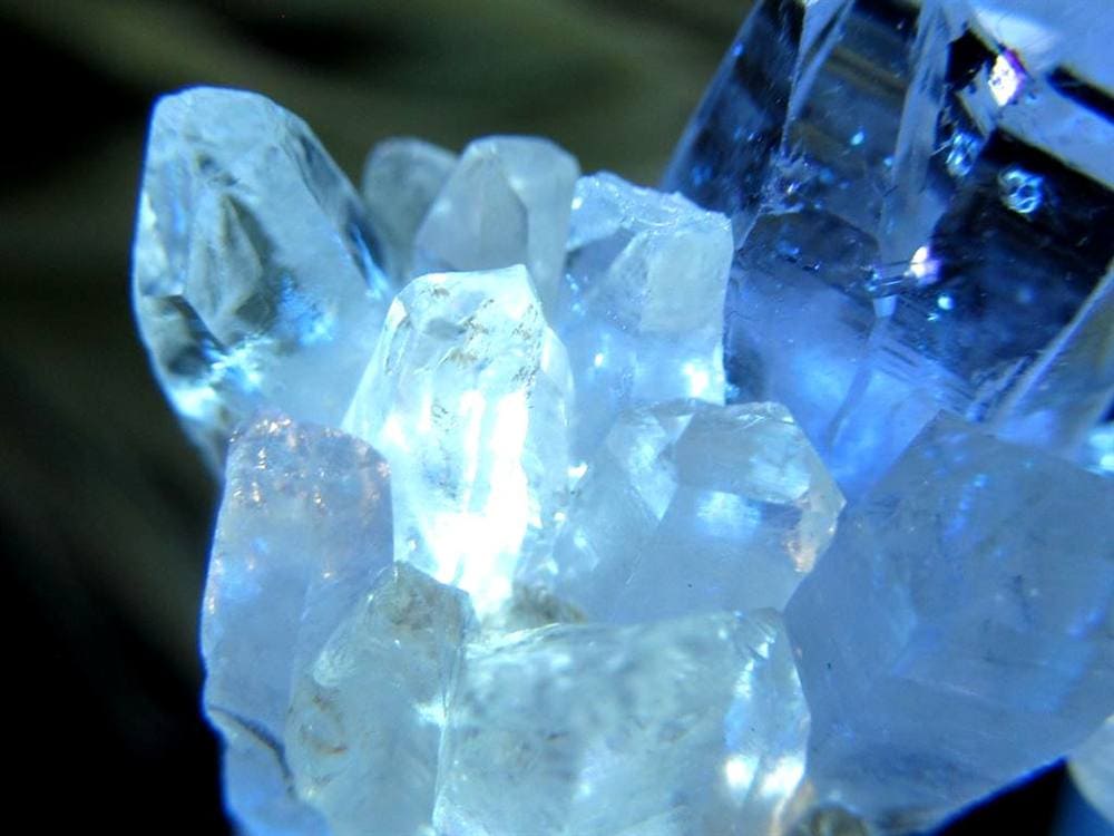 オイルクォーツ 石油入り水晶 結晶 原石