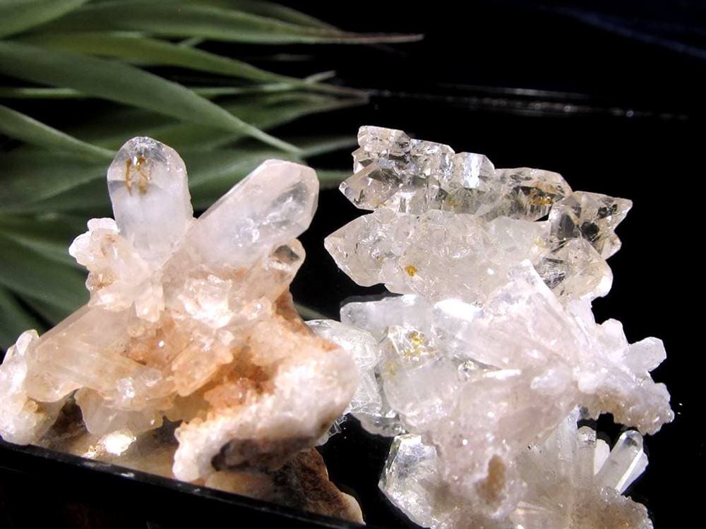 オイルクォーツ 石油入り水晶 結晶 原石