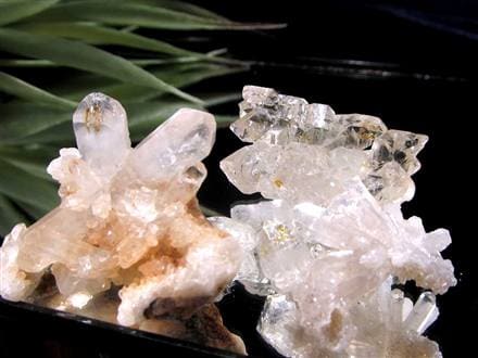 オイルクォーツ 石油入り水晶 結晶 原石
