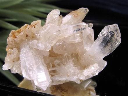 オイルクォーツ 石油入り水晶 結晶 原石