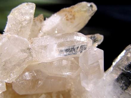 オイルクォーツ 石油入り水晶 結晶 原石